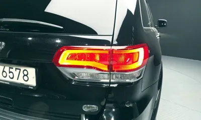Jeep Cherokee 2019, 67649 км, за 11726.39 USD - фото 23