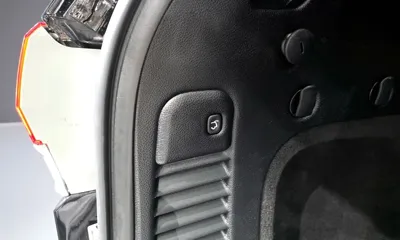 Jeep Cherokee 2019, 67649 км, за 11726.39 USD - фото 27
