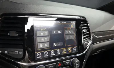 Jeep Cherokee 2019, 67649 км, за 11726.39 USD - фото 32