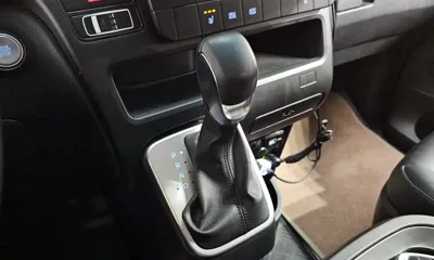 Hyundai Staria 2022, 73966 км, за 14130.36 USD - фото 9