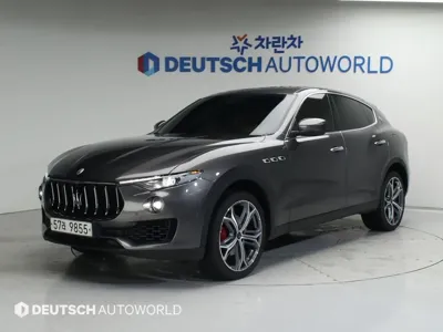 Maserati Levante 2017, 117933 км, за 20718.24 USD