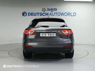 Maserati Levante 2017, 117933 км, за 20718.24 USD