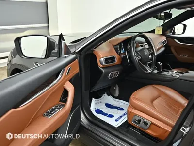 Maserati Levante 2017, 117933 км, за 20718.24 USD - фото 11