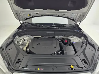 Volvo XC90 2025, 8466 км, за 49405.17 USD