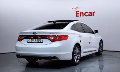 Hyundai Grandeur 2015, 71326 км, за 6630.69 USD