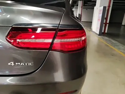 Mercedes-Benz GLC Coupe 2018, 63900 км, за 16923.44 USD - фото 8