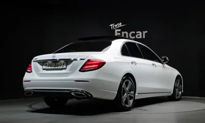 Mercedes-Benz E-Class 2019, 64231 км, за 16541.95 USD