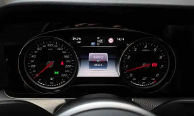 Mercedes-Benz E-Class 2019, 64231 км, за 16541.95 USD - фото 8