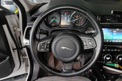 Jaguar E-Pace 2018, 130200 км, за 11137 USD - фото 9