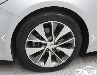 Kia K5 2016, 185000 км, за 4755.7 USD