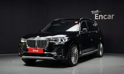 BMW X7 · 2021 год