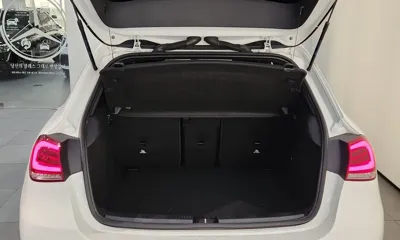 Mercedes-Benz A-Class 2021, 35891 км, за 14691.54 USD - фото 20