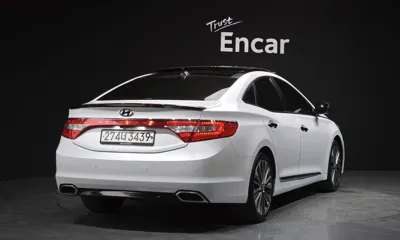 Hyundai Grandeur 2015, 122345 км, за 6039.12 USD