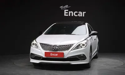 Hyundai Grandeur 2015, 122345 км, за 6039.12 USD