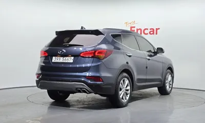 Hyundai Santafe 2018, 127983 км, за 8457.22 USD
