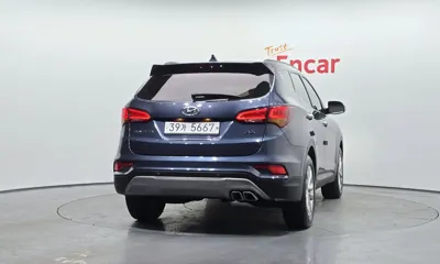Hyundai Santafe 2018, 127983 км, за 8457.22 USD