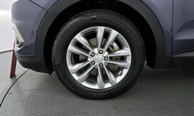 Hyundai Santafe 2018, 127983 км, за 8457.22 USD