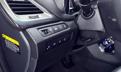 Hyundai Santafe 2018, 127983 км, за 8457.22 USD - фото 17