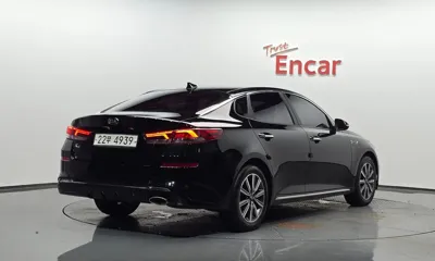 Kia K5 2020, 126931 км, за 6837.27 USD