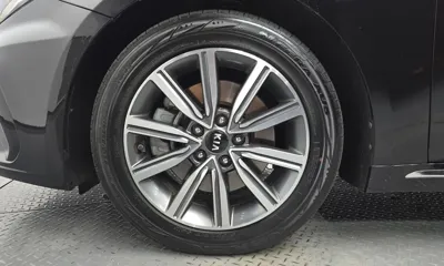 Kia K5 2020, 126931 км, за 6837.27 USD