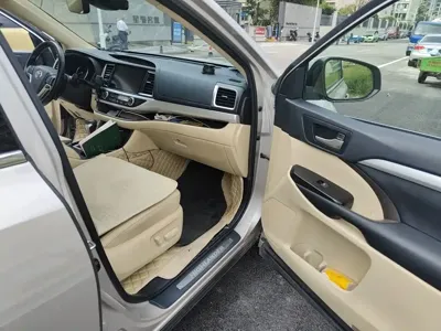 Toyota Highlander 2019, 74600 км, за 23085.39 USD - фото 20