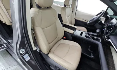 Toyota Sienna 2021, 66193 км, за 28817.12 USD - фото 13
