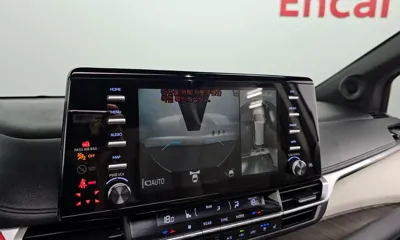 Toyota Sienna 2021, 66193 км, за 28817.12 USD - фото 16