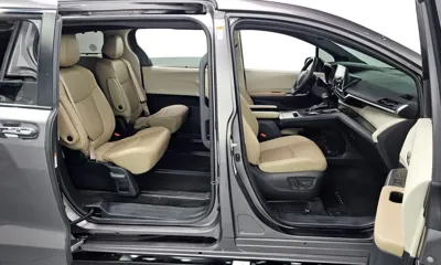 Toyota Sienna 2021, 66193 км, за 28817.12 USD - фото 26