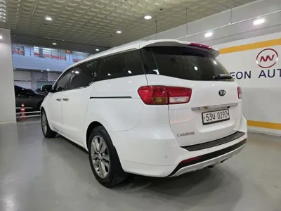 Kia Canival 2017, 168332 км, за 5842.2 USD - фото 6