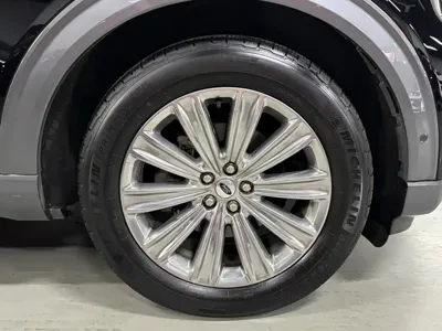 Ford Explorer 2022, 30299 км, за 26283.17 USD