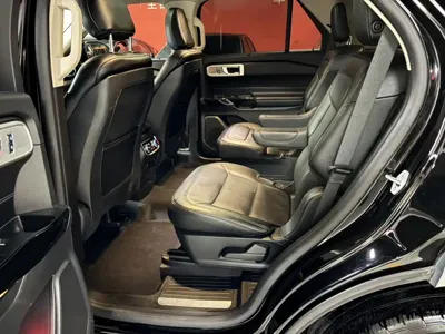 Ford Explorer 2022, 30299 км, за 26283.17 USD