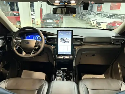 Ford Explorer 2022, 30299 км, за 26283.17 USD