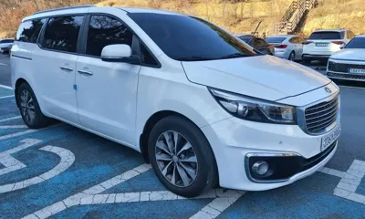 Kia Canival 2016, 199299 км, за 4875.51 USD