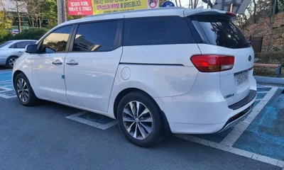 Kia Canival 2016, 199299 км, за 4875.51 USD