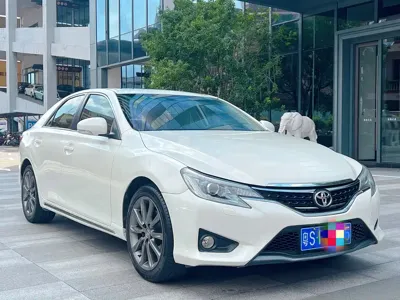Toyota Reiz 2013, 190000 км, за 7160.25 USD