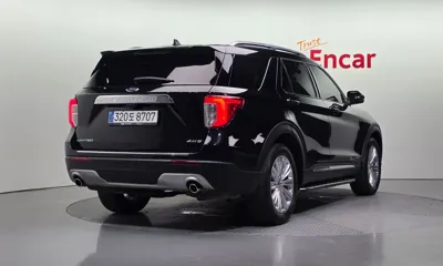Ford Explorer 2021, 138202 км, за 15857.28 USD