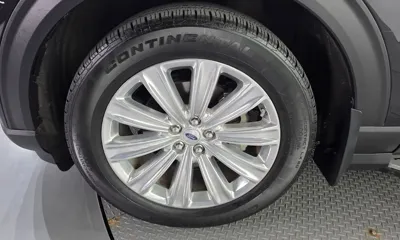 Ford Explorer 2021, 138202 км, за 15857.28 USD