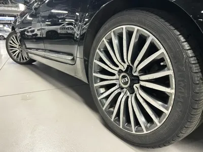 Kia K7 2013, 77947 км, за 5339.58 USD