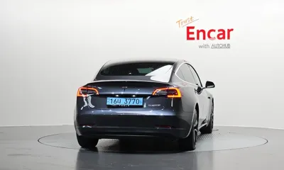 Tesla Model 3 2020, 104510 км, за 16186.69 USD