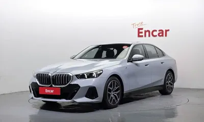 BMW 5-Series · 2024 год