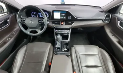 Hyundai Grandeur 2018, 59543 км, за 11395.45 USD - фото 7