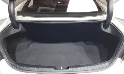 Hyundai Grandeur 2018, 59543 км, за 11395.45 USD - фото 19