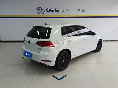 Volkswagen Golf 2019, 60700 км, за 8504.84 USD