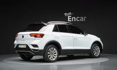 Volkswagen T-Roc 2022, 63155 км, за 13921.43 USD