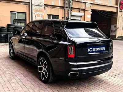 Rolls-Royce Cullinan 2020, 65000 км, за 597066.11 USD