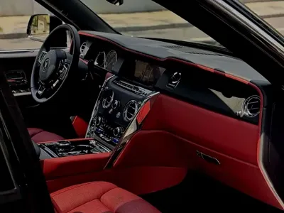Rolls-Royce Cullinan 2020, 65000 км, за 597066.11 USD