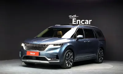 Kia Canival · 2023 год