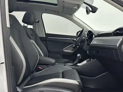 Audi Q3 2022, 19000 км, за 29069.15 USD - фото 8
