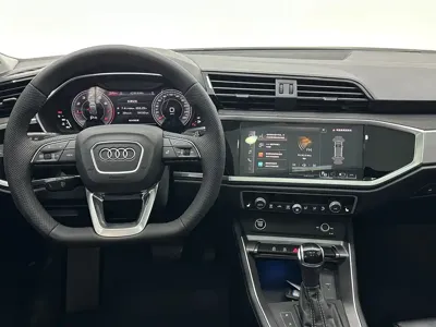 Audi Q3 2022, 19000 км, за 29069.15 USD - фото 11