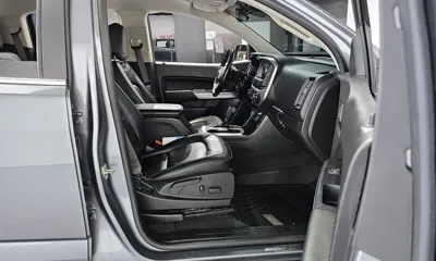 ChevroletGMDaewoo Colorado 2020, 45127 км, за 14779.29 USD - фото 11